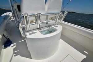 2013 Regulator 28 FS w/SeaKeeper Ride thumbnail 21