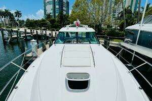 2010 Sea Ray 450 Sundancer thumbnail 35