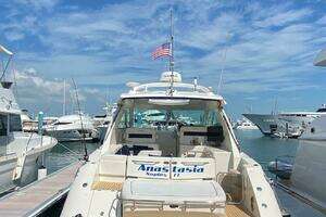 2010 Sea Ray 450 Sundancer thumbnail 4