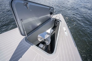 55FT (16.76M) VANDUTCH
