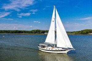 Kachin Mana 42ft Gozzard Yacht For Sale