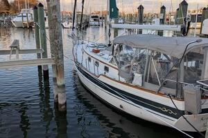 Kachin Mana 42ft Gozzard Yacht For Sale