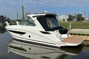 35ft Sea Ray Yacht For Sale