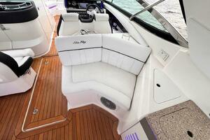 35ft Sea Ray Yacht For Sale