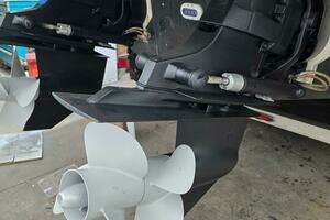 2014 Sea Ray SLX 350 thumbnail 17