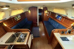 Outlaw 34ft Sabre Yacht For Sale