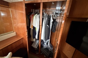 Totally Hip 65ft Viking Sport Cruisers Yacht For Sale