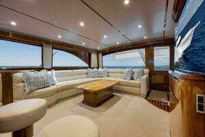2011 Viking 76 Enclosed Bridge thumbnail 7
