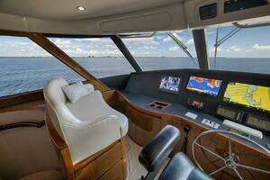 2011 Viking 76 Enclosed Bridge thumbnail 67