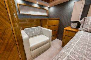 2011 Viking 76 Enclosed Bridge thumbnail 22