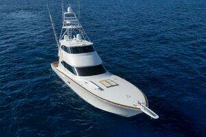 2011 Viking 76 Enclosed Bridge thumbnail 104