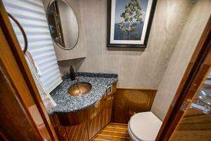 2011 Viking 76 Enclosed Bridge thumbnail 12