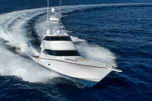 2011 Viking 76 Enclosed Bridge thumbnail 131