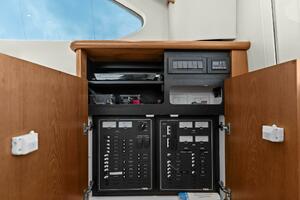 Salty Dach 39ft Tiara Yachts Yacht For Sale