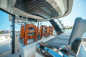 2023 Boston Whaler 420 Outrage thumbnail 5