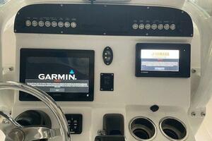 Photo 5965069 for 2020 Everglades 243 Center Console  