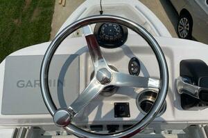 Photo 5965078 for 2020 Everglades 243 Center Console  