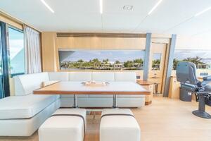 Horizon FD80 SHERI LYNN - Bridge Deck 