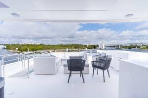 Horizon FD80 SHERI LYNN - Exterior Flybridge Aft