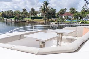 Horizon FD80 SHERI LYNN - Exterior Bow