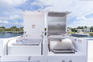 Horizon FD80 SHERI LYNN - Exterior Flybridge Aft