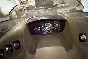 Photo 5992922 for 2011 Bennington 2554 GCW  