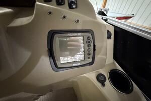 Photo 5992921 for 2011 Bennington 2554 GCW  