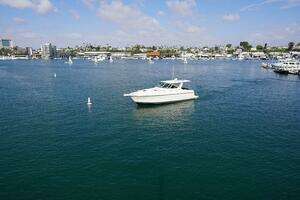 1994 Tiara Yachts thumbnail 2