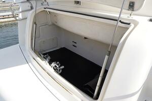 1994 Tiara Yachts thumbnail 30