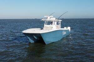 2023 Invincible 46 Catamaran thumbnail 39