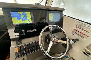 Hey Girl 35ft Pursuit Yacht For Sale