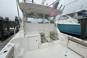 Hey Girl 35ft Pursuit Yacht For Sale
