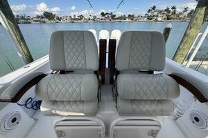 38ft Jupiter Yacht For Sale