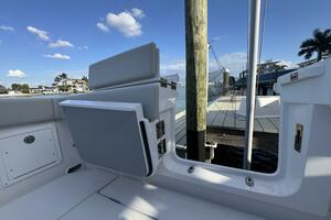 38ft Jupiter Yacht For Sale