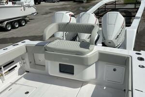 38ft Jupiter Yacht For Sale