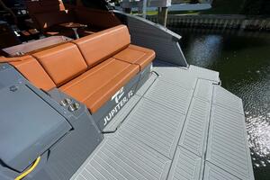 Cruisers Yachts 38 GLS -