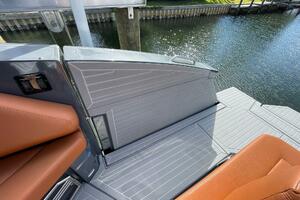Cruisers Yachts 38 GLS -