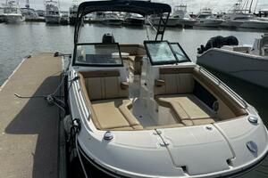 Photo 5967584 for 2015 Sea Ray 270 Sundeck  