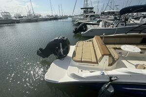 Photo 5967583 for 2015 Sea Ray 270 Sundeck  