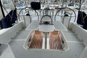 2005 Catalina 470 thumbnail 11