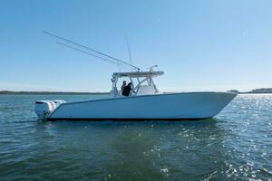 SeaHunter 38 Reel Escape- Profile