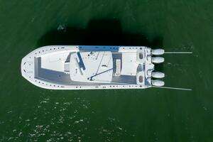 2023 SeaHunter 38 CTS thumbnail 11