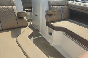 Cool Change 27ft Sea Ray Yacht For Sale