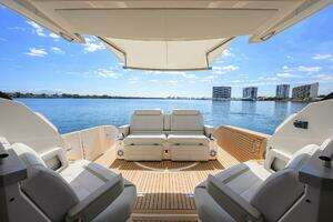 2022 Tiara Yachts 43 LE thumbnail 39