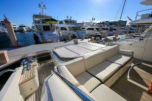 2013 Princess V72 Express Yacht thumbnail 4