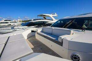 2013 Princess V72 Express Yacht thumbnail 41