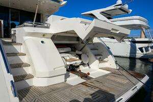 2013 Princess V72 Express Yacht thumbnail 44