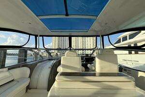 2007 Cruisers Yachts 560 Express thumbnail 12
