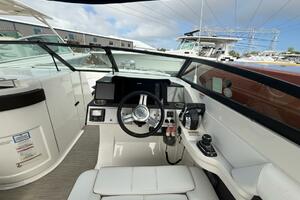 29ft Sea Ray Yacht For Sale