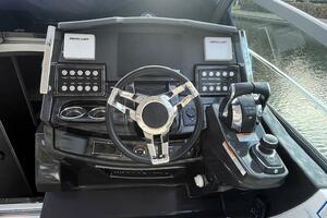 New Year 33ft Monterey Yacht For Sale